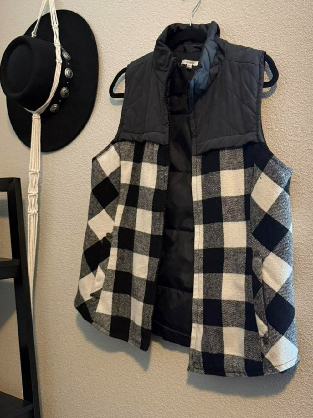 Maurices black and white plaid vest